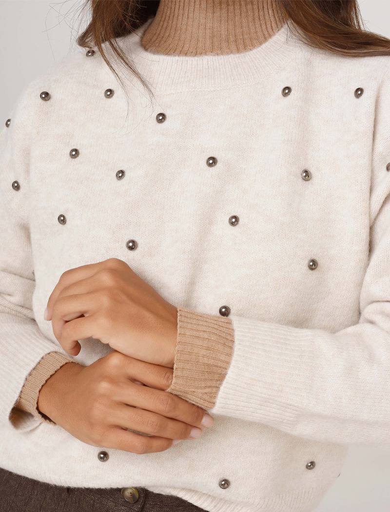 zoomtachas2 Sweater Faro - Imagen 1